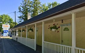 Beachcomber Inn